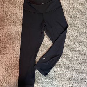 Lululemon Black Cropped Leggings - size 4